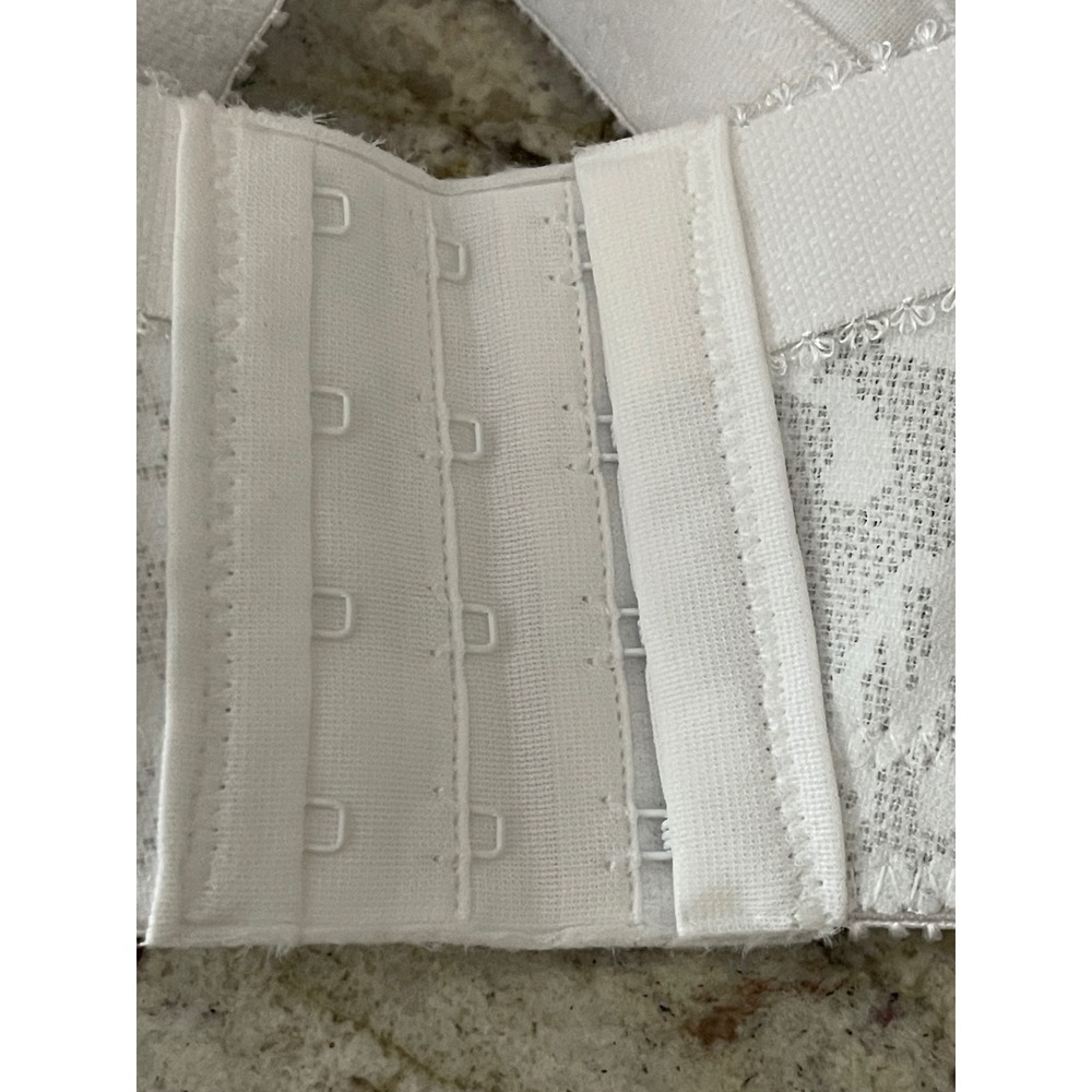 Playtex  38 DDD  Comfort Strap Full-Figure Wire-Free Bra White 4693  Used - Picture 11 of 14
